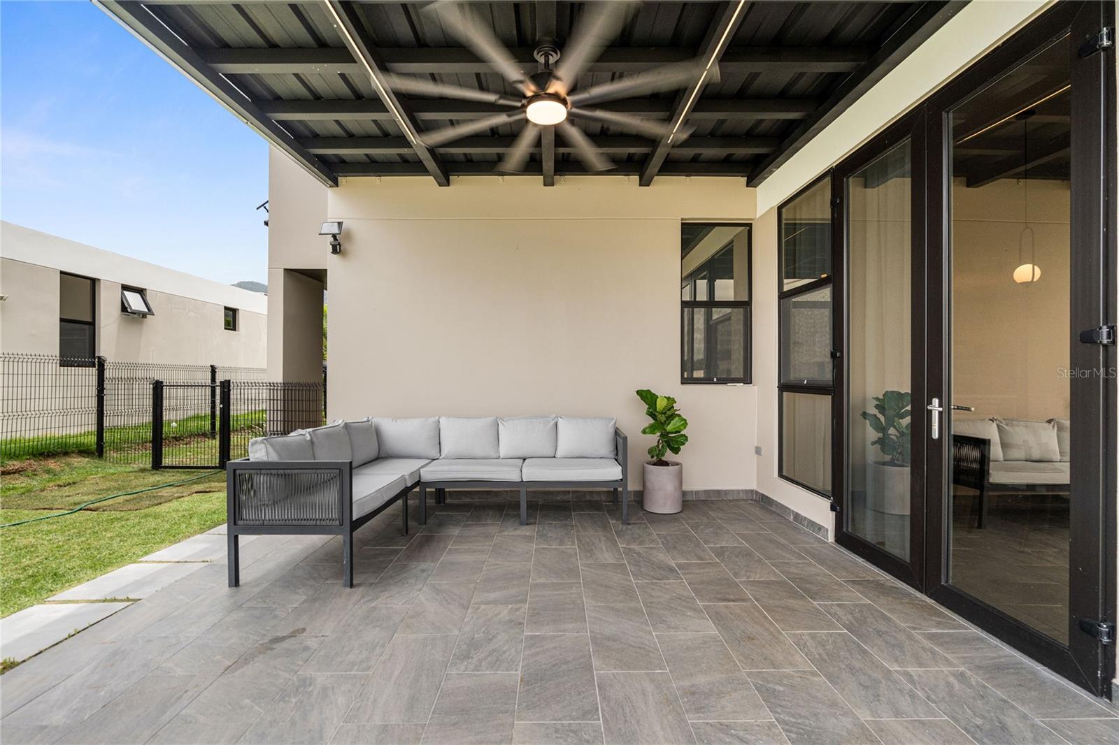 153 RIVER TERRACE