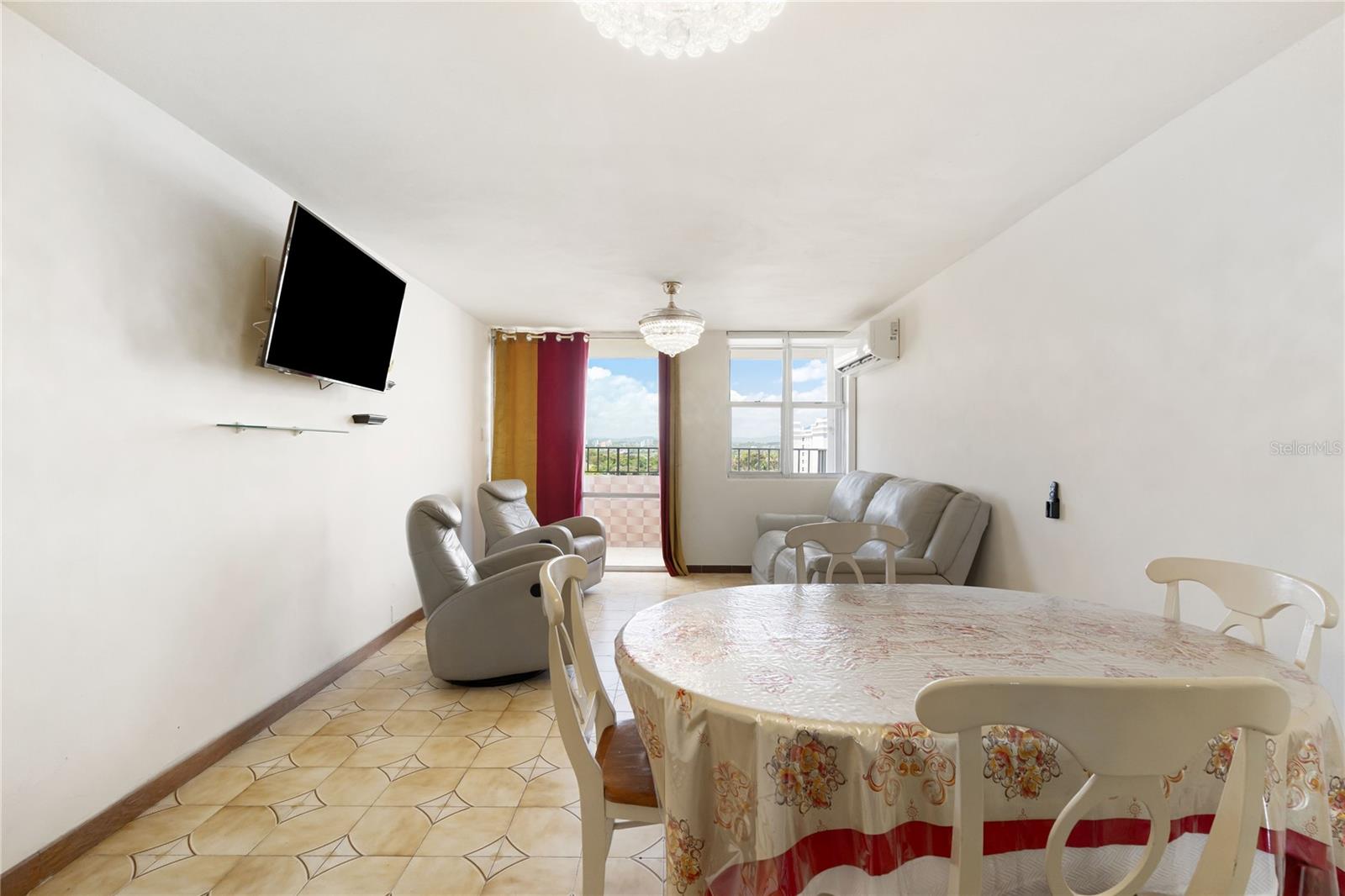 801 JOSÉ M. TARTAK AVE #801 A