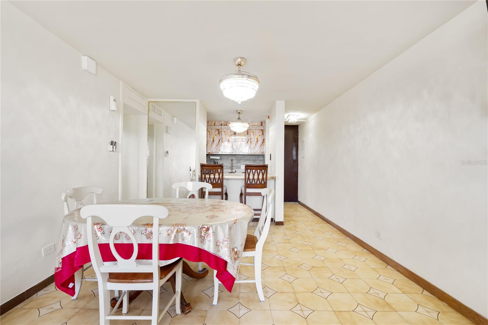 801 JOSÉ M. TARTAK AVE #801 A