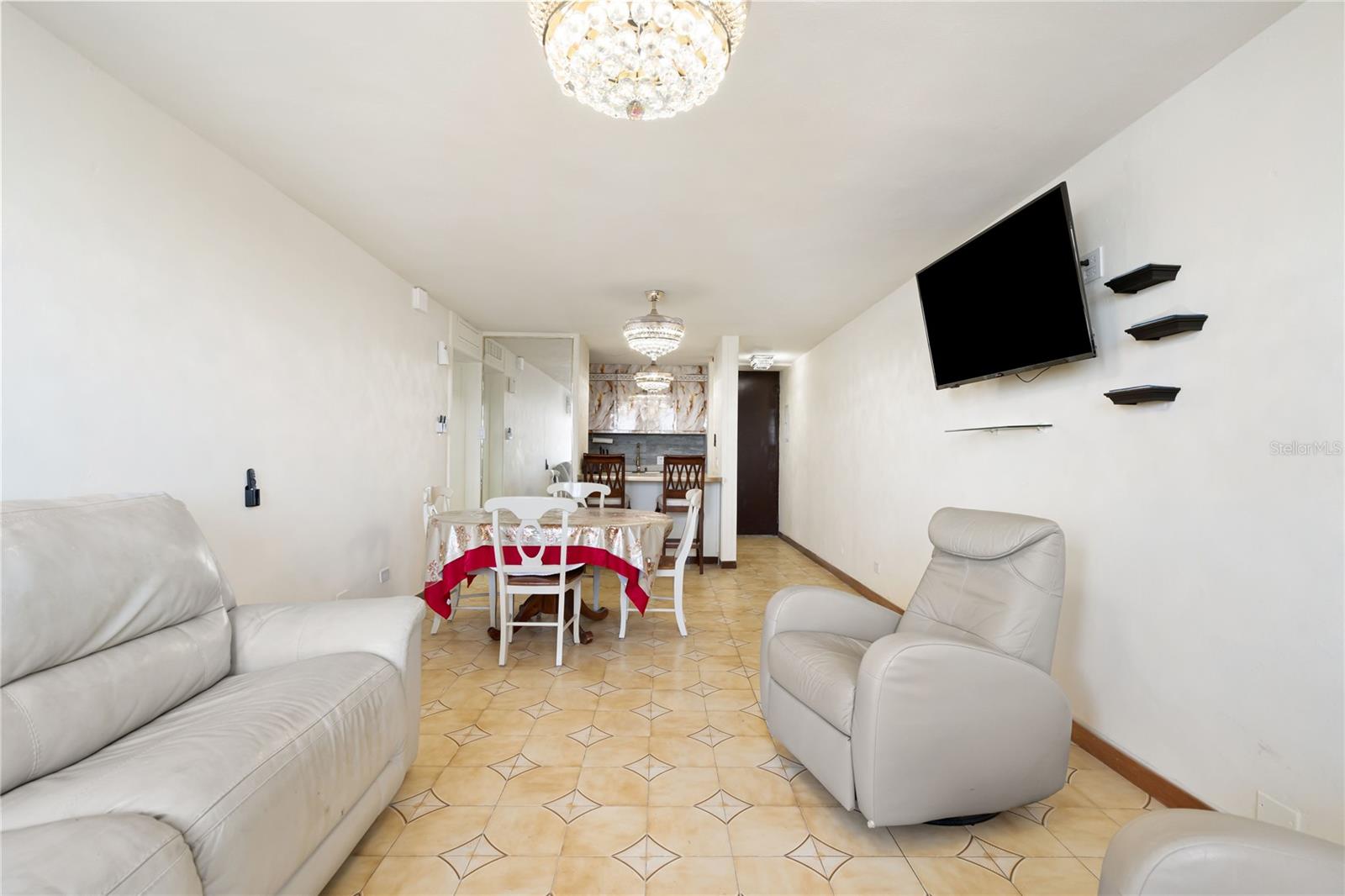 801 JOSÉ M. TARTAK AVE #801 A