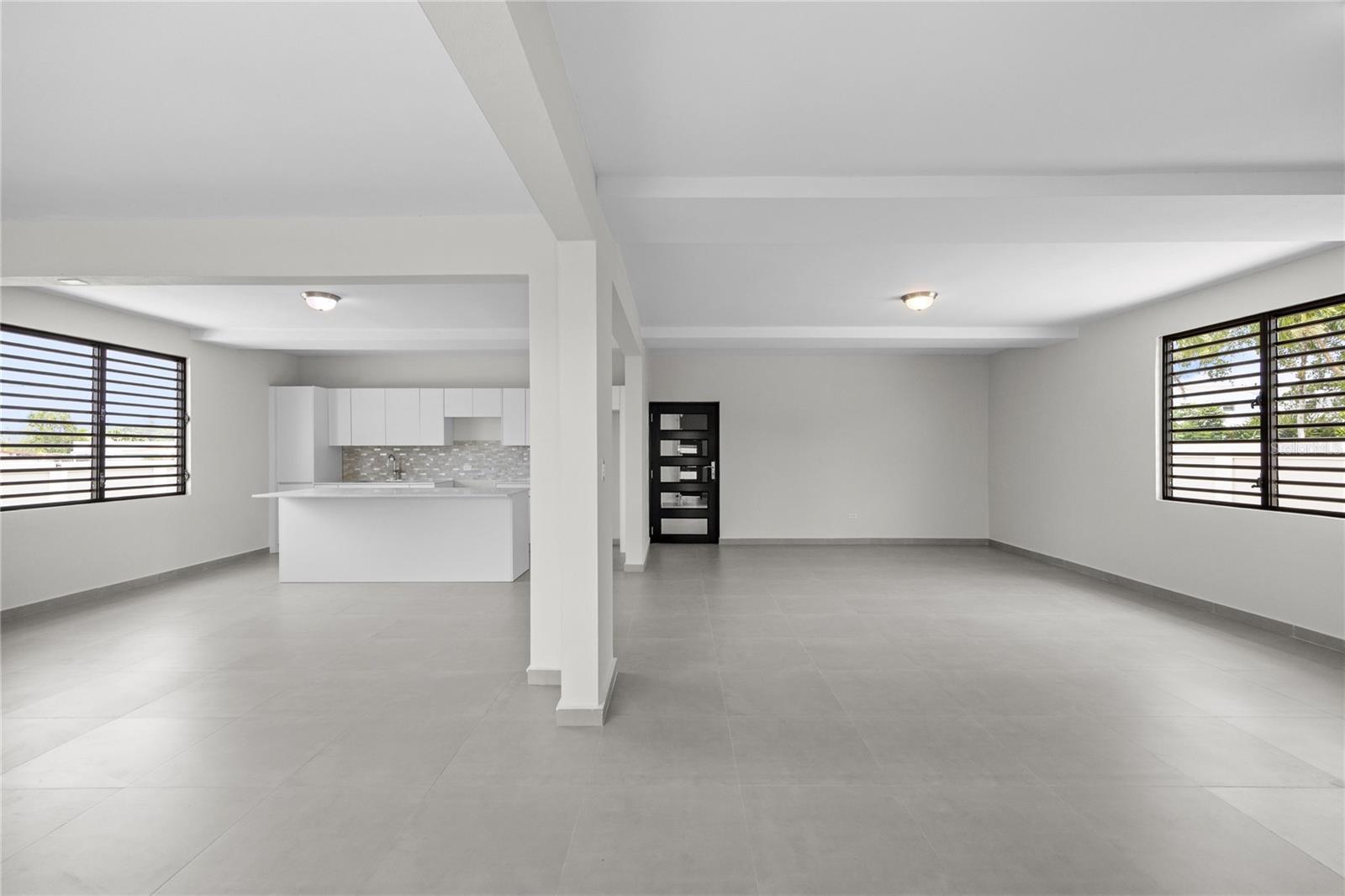 4 REXVILLE VAN SCOY