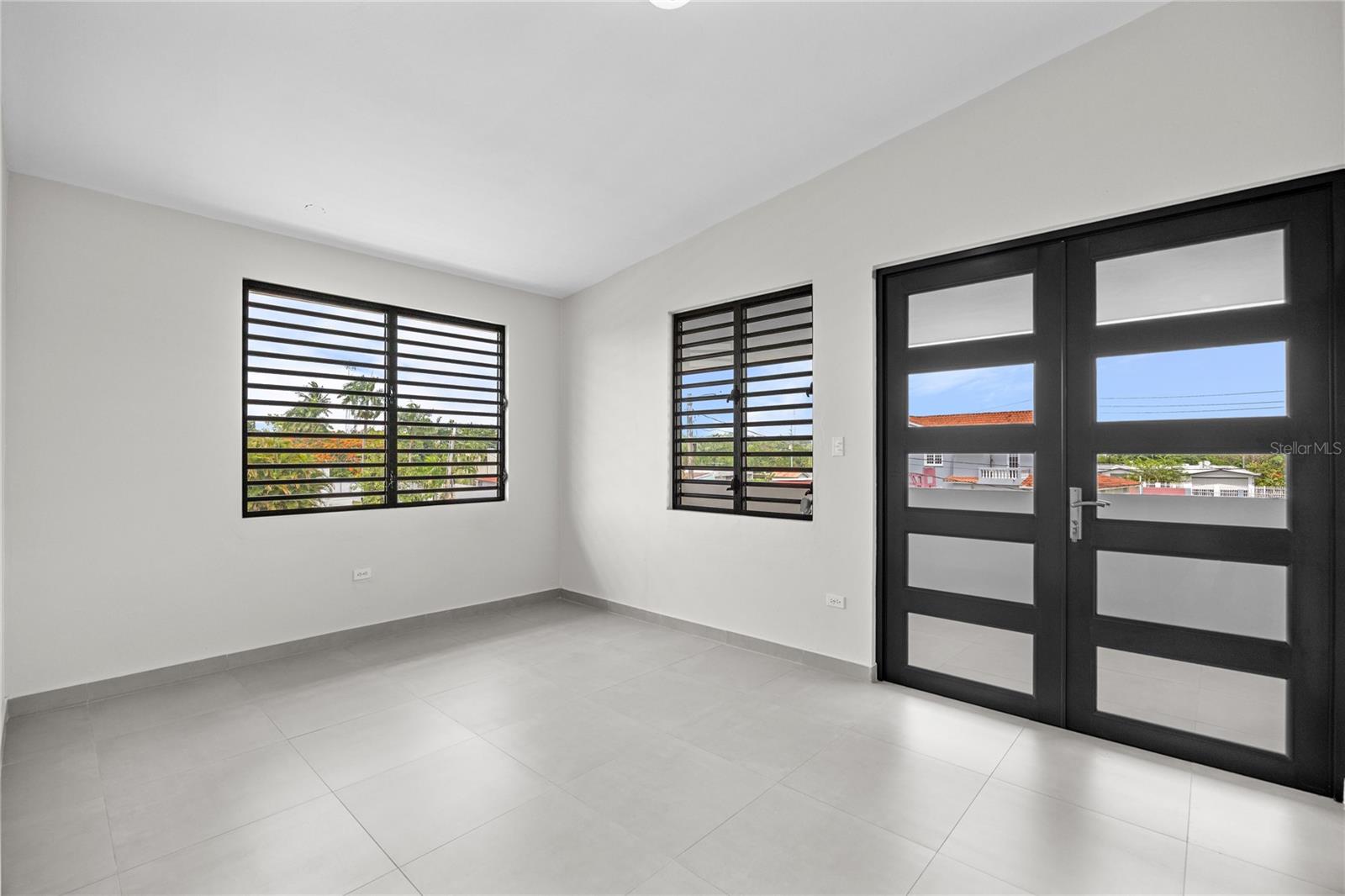 4 REXVILLE VAN SCOY