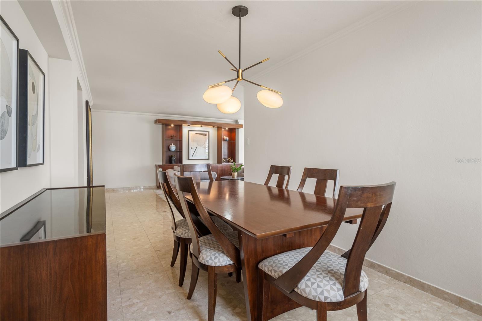 64 CONDADO AVE #703