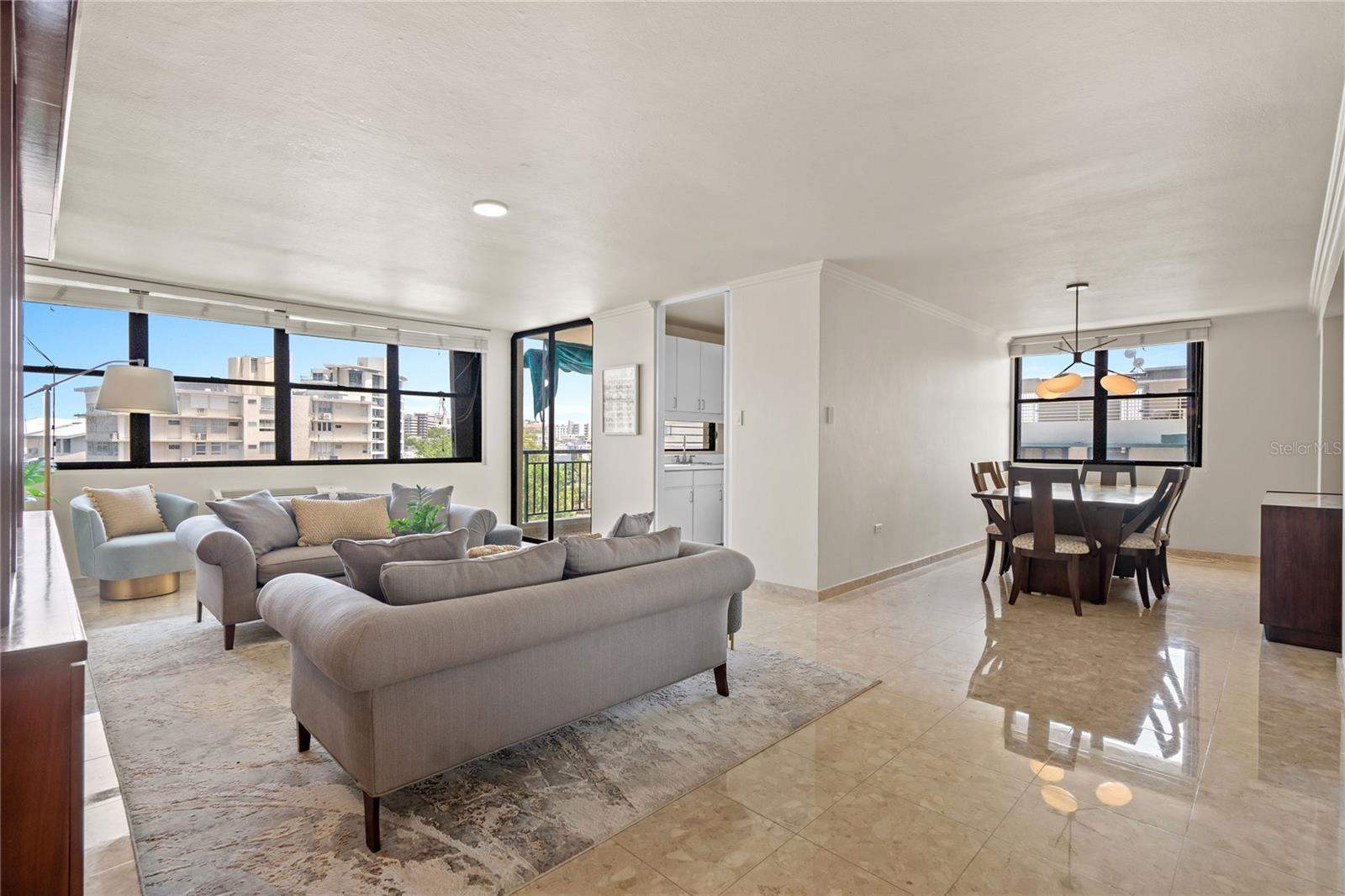 64 CONDADO AVE #703