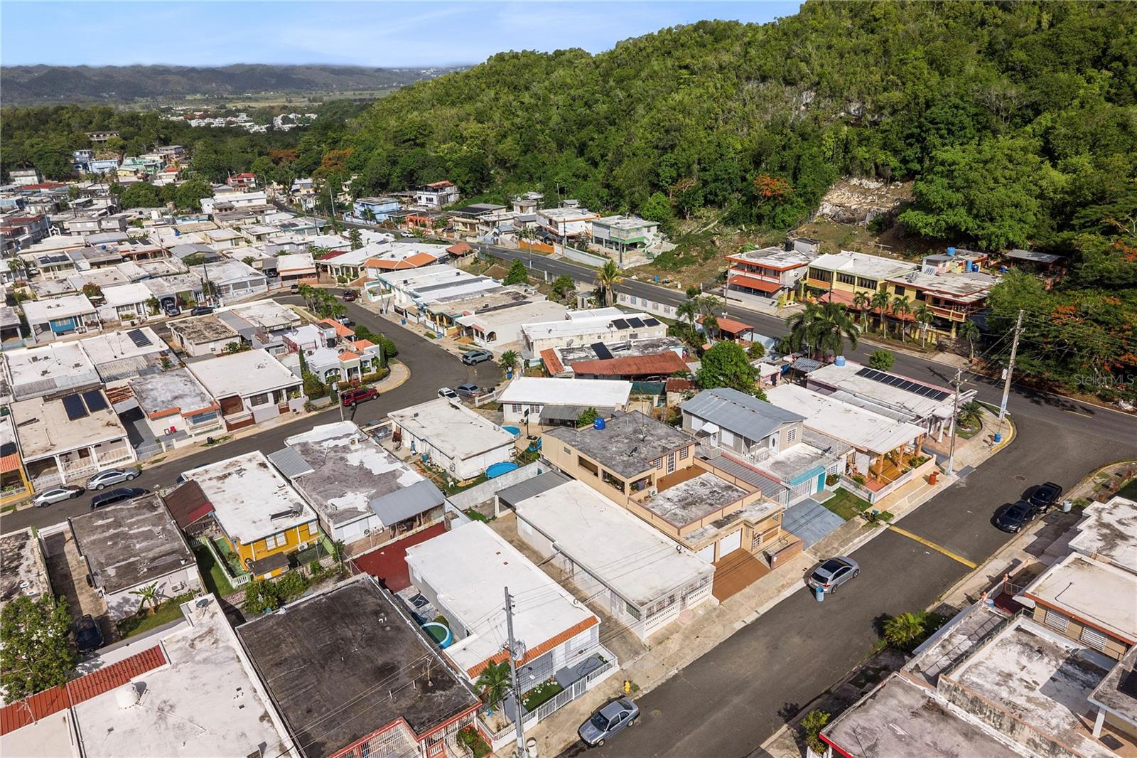 6 NO C49 VALLES DE MANATI