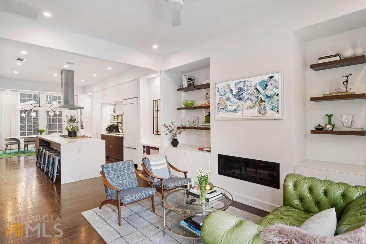 2932 Hermance Drive NE