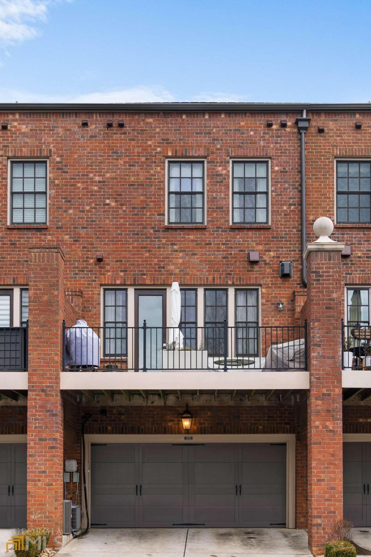 2932 Hermance Drive NE