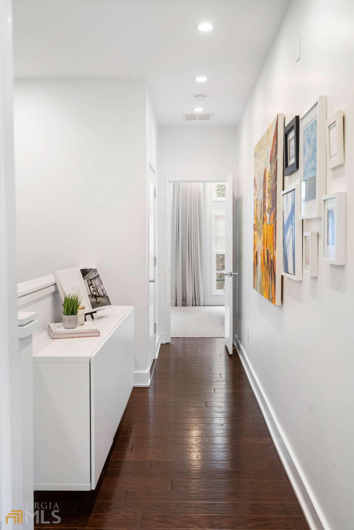 2932 Hermance Drive NE