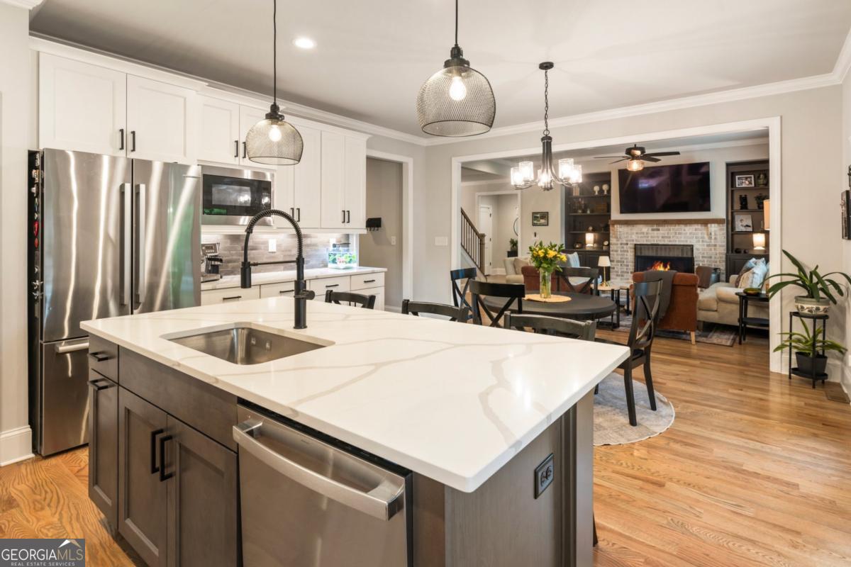 4395 Capstone Court