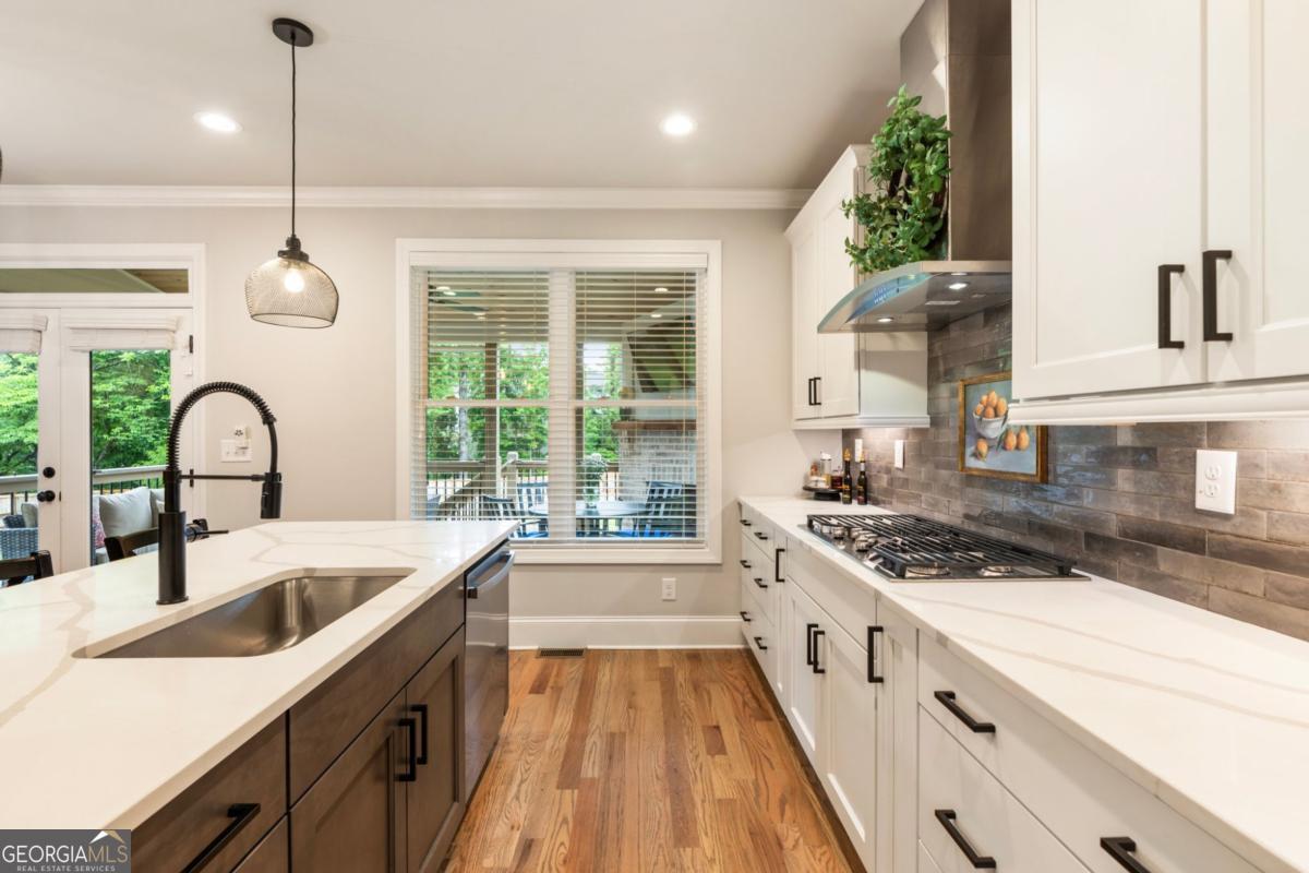 4395 Capstone Court