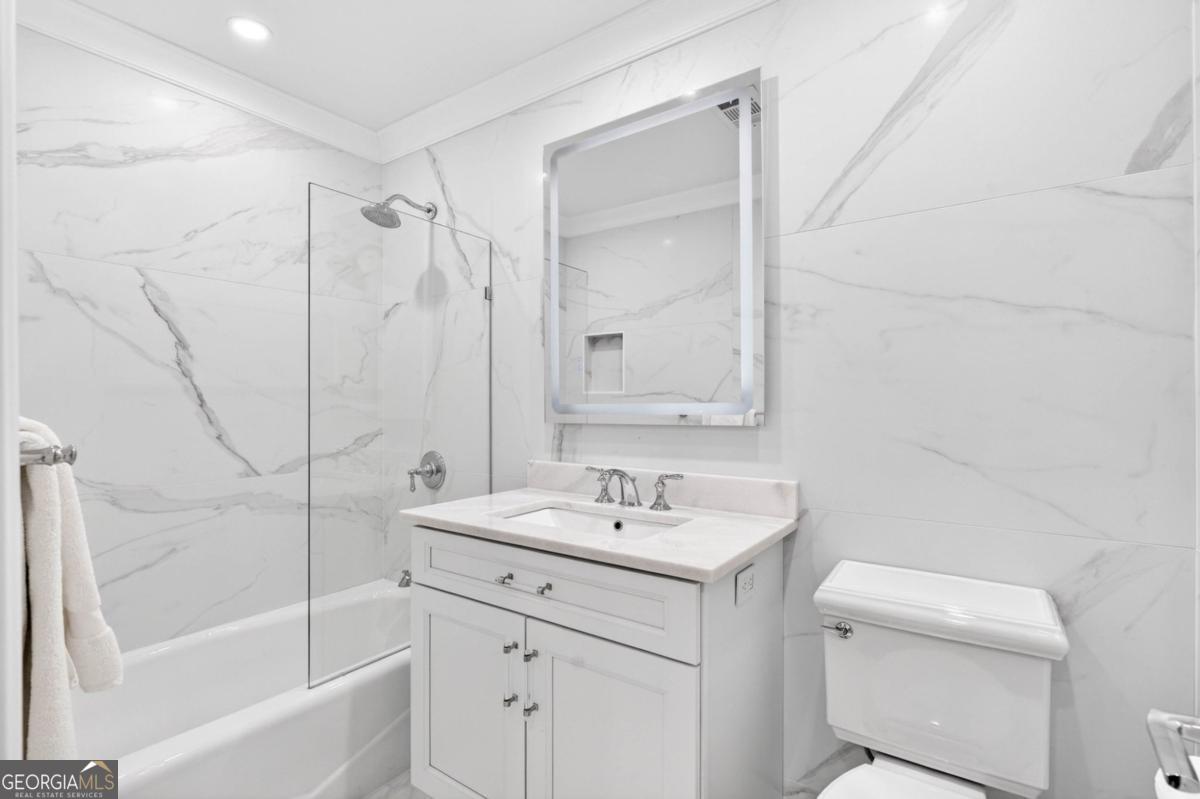 370 Valley Green Drive