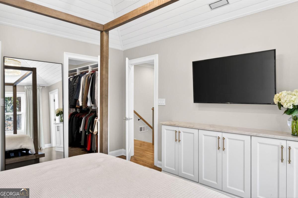 370 Valley Green Drive