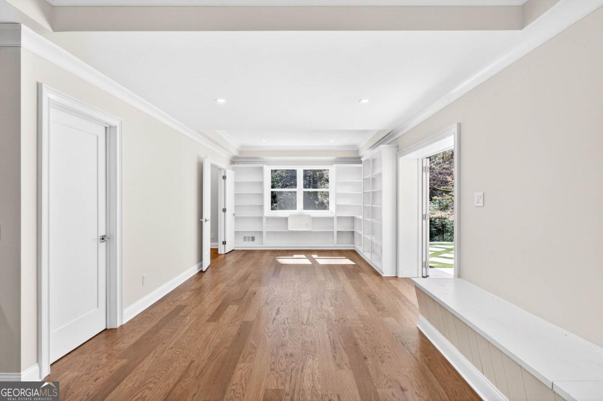 370 Valley Green Drive