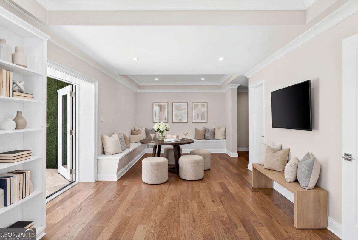 370 Valley Green Drive