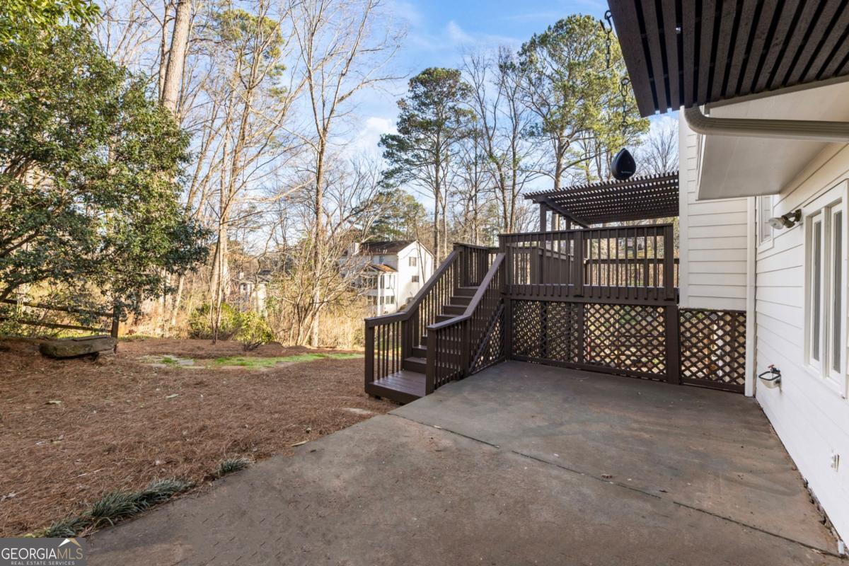 220 Wickerberry Hollow