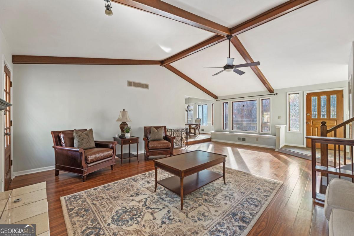 220 Wickerberry Hollow