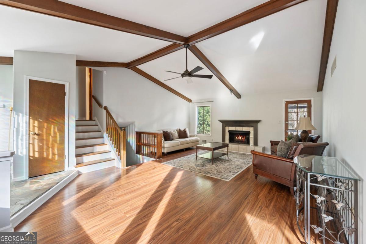 220 Wickerberry Hollow