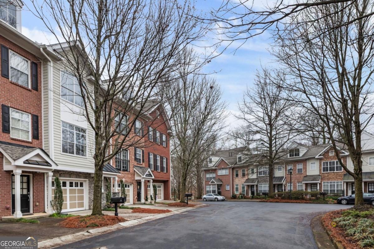 5460 Glenridge Park # 1303