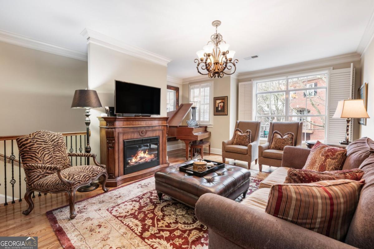 5460 Glenridge Park # 1303