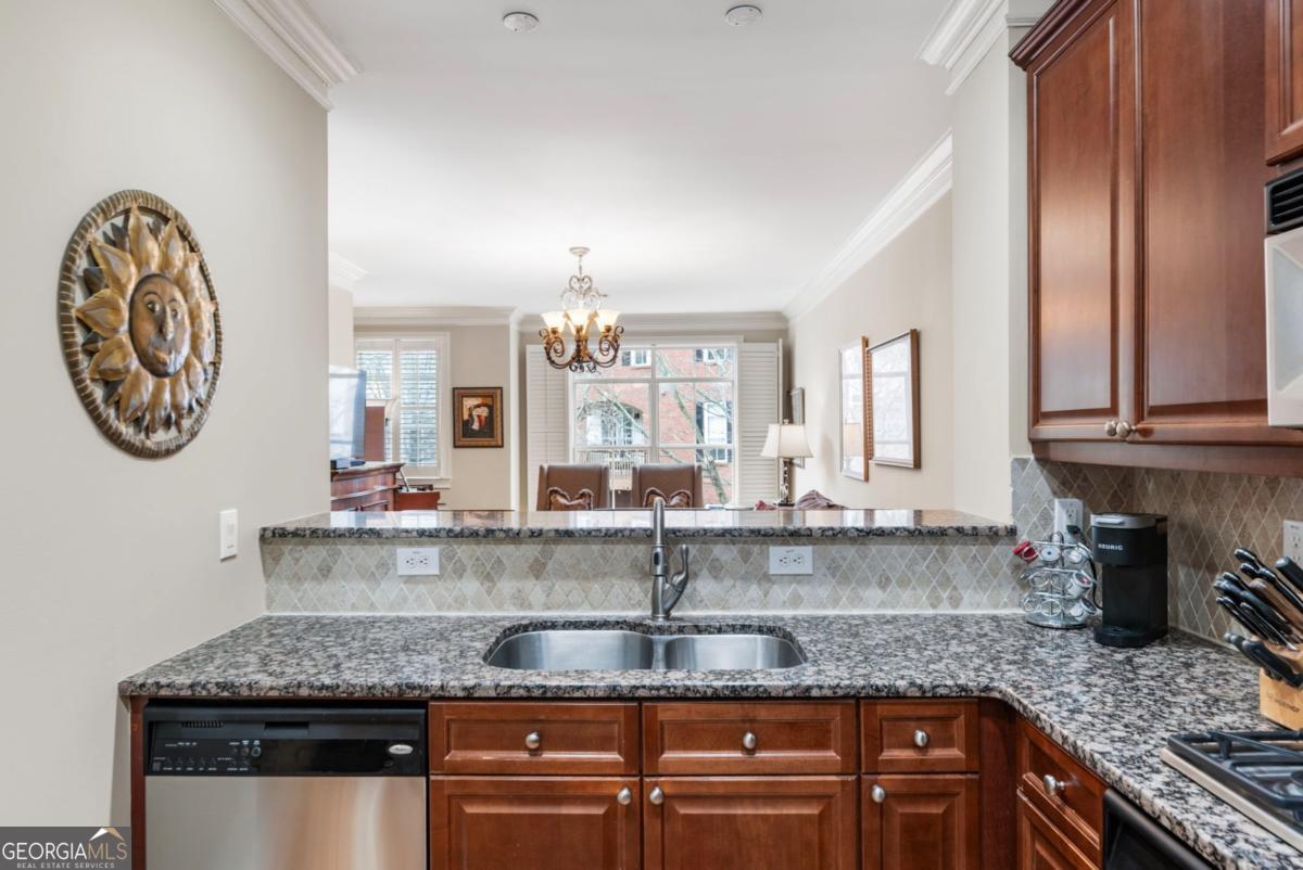 5460 Glenridge Park # 1303