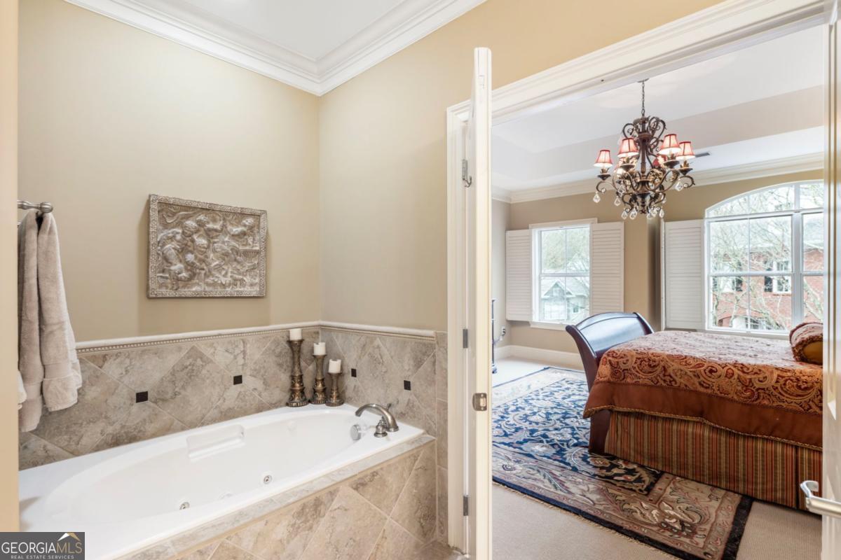 5460 Glenridge Park # 1303