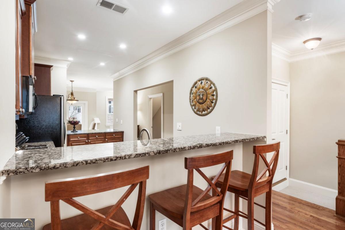 5460 Glenridge Park # 1303