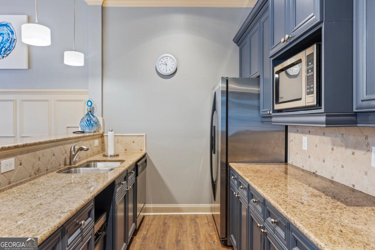 5460 Glenridge Park # 1303