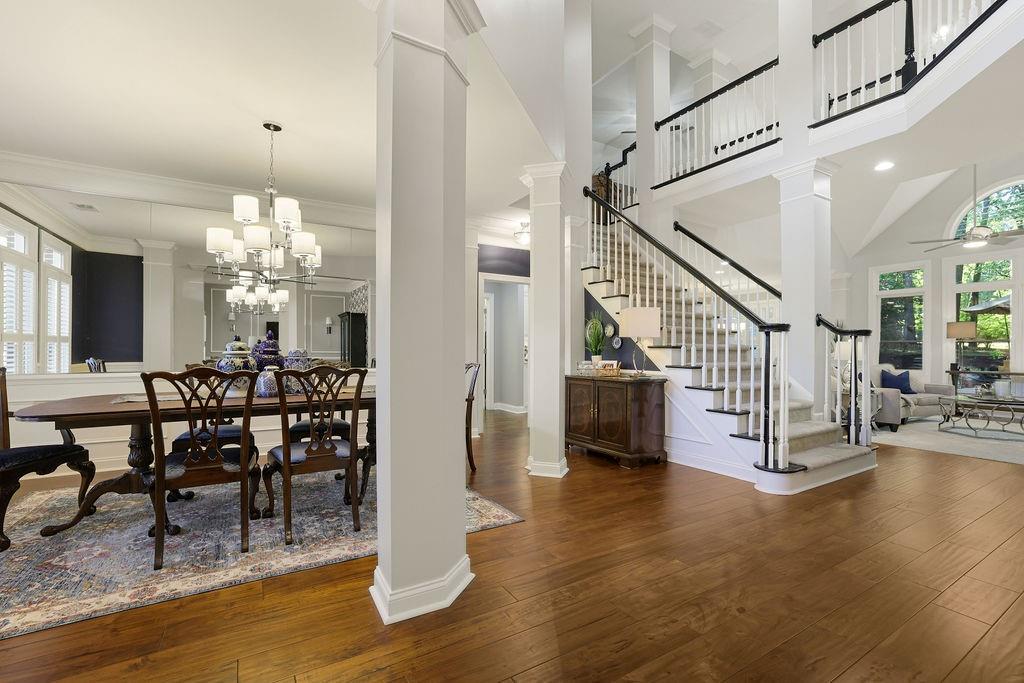 1200 Beacon Hill Crossing