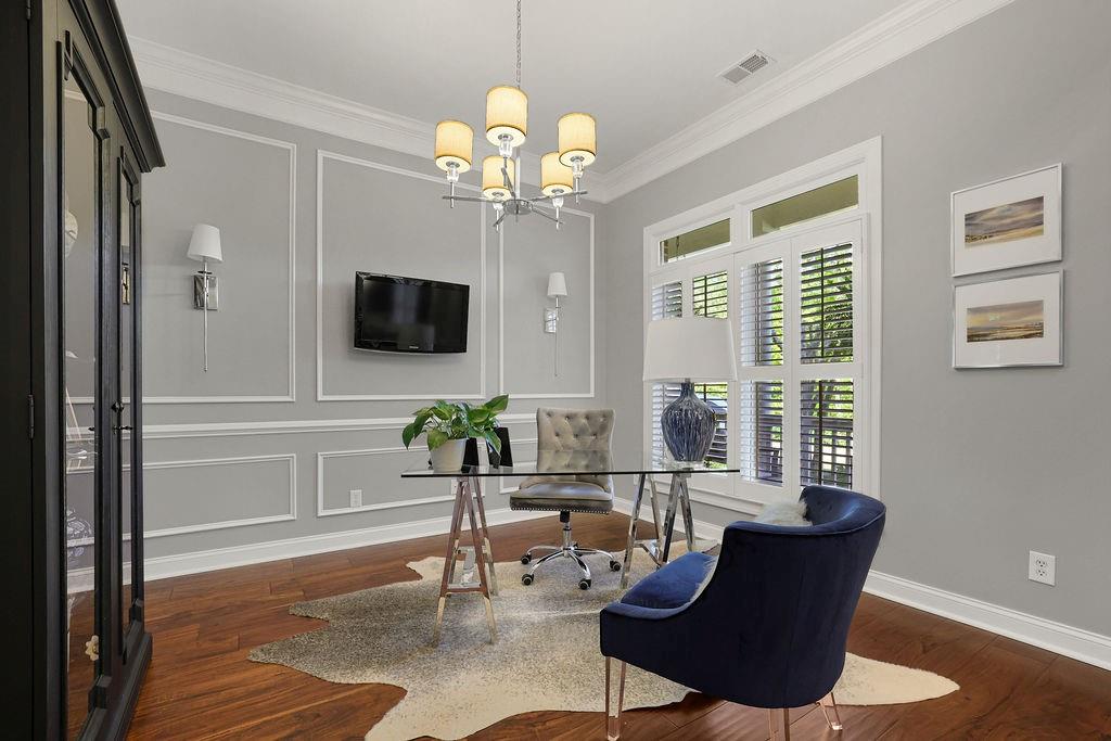 1200 Beacon Hill Crossing