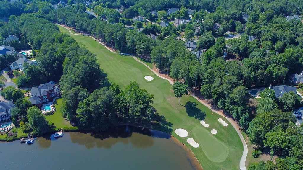 1200 Beacon Hill Crossing