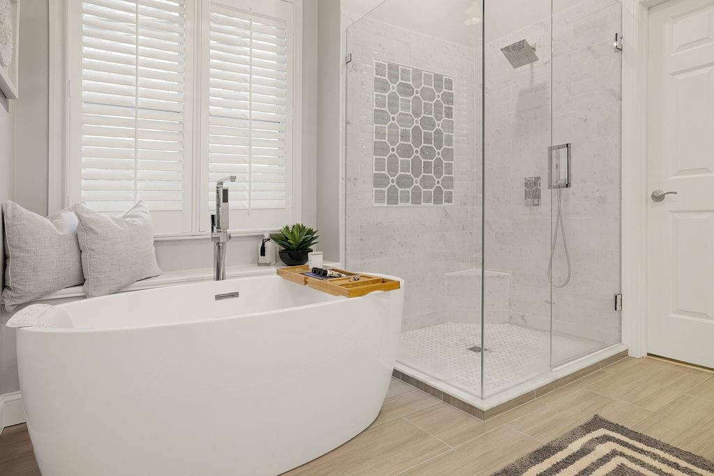 1200 Beacon Hill Crossing