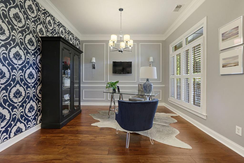 1200 Beacon Hill Crossing