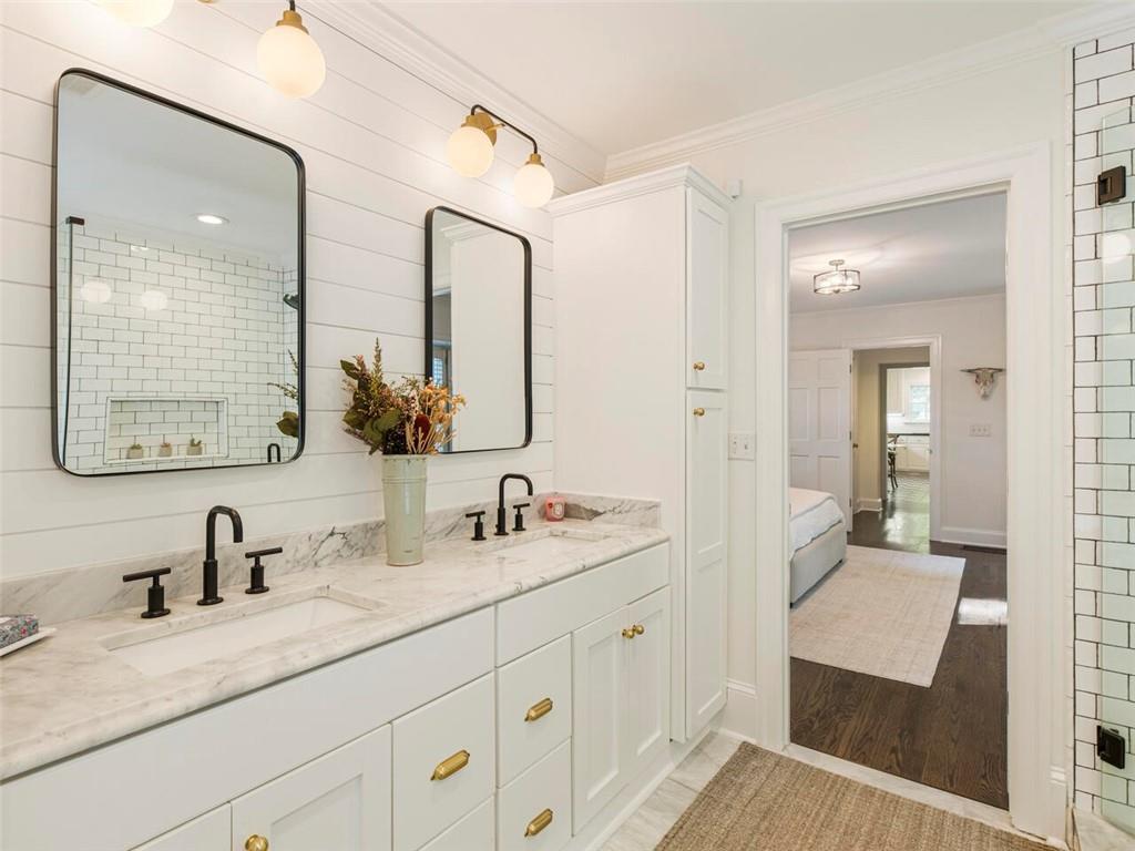 3788 Powers Ferry Road NW