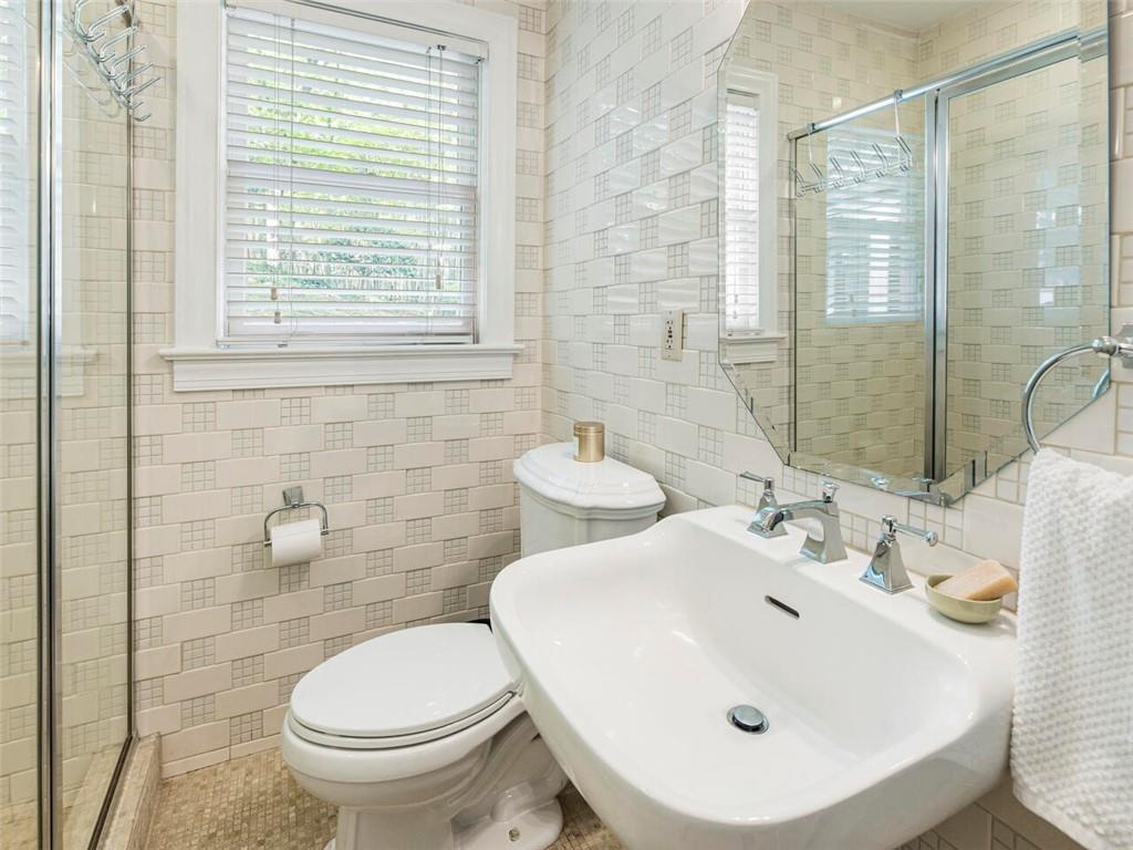 3788 Powers Ferry Road NW