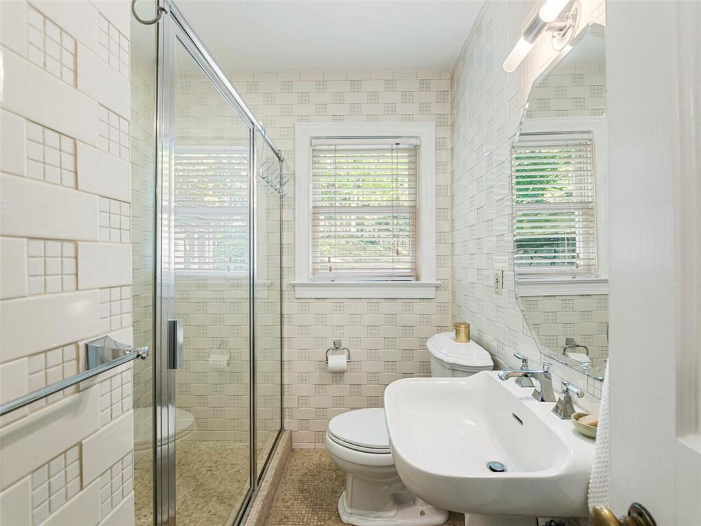 3788 Powers Ferry Road NW