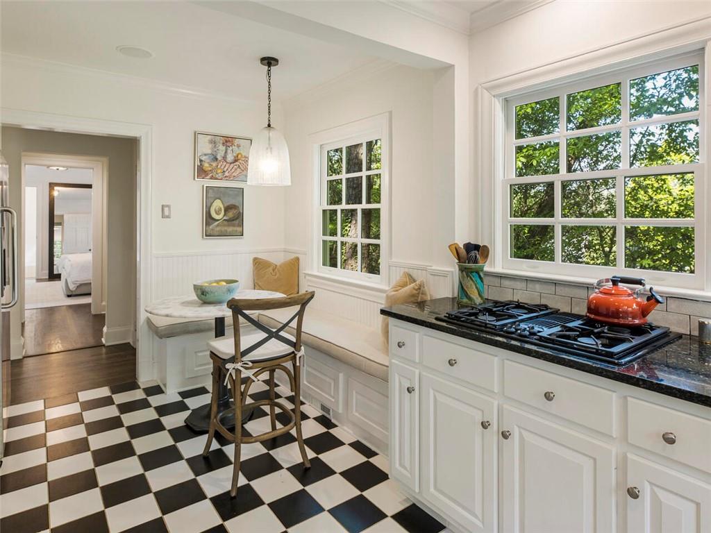 3788 Powers Ferry Road NW