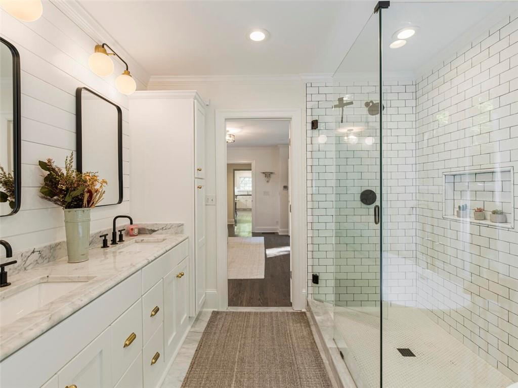 3788 Powers Ferry Road NW