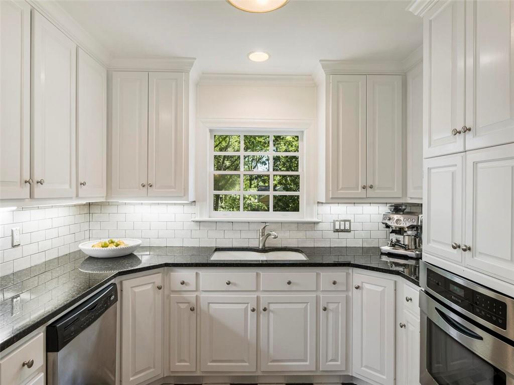 3788 Powers Ferry Road NW