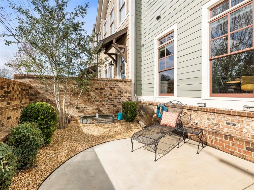 12567 Arnold Mill Road