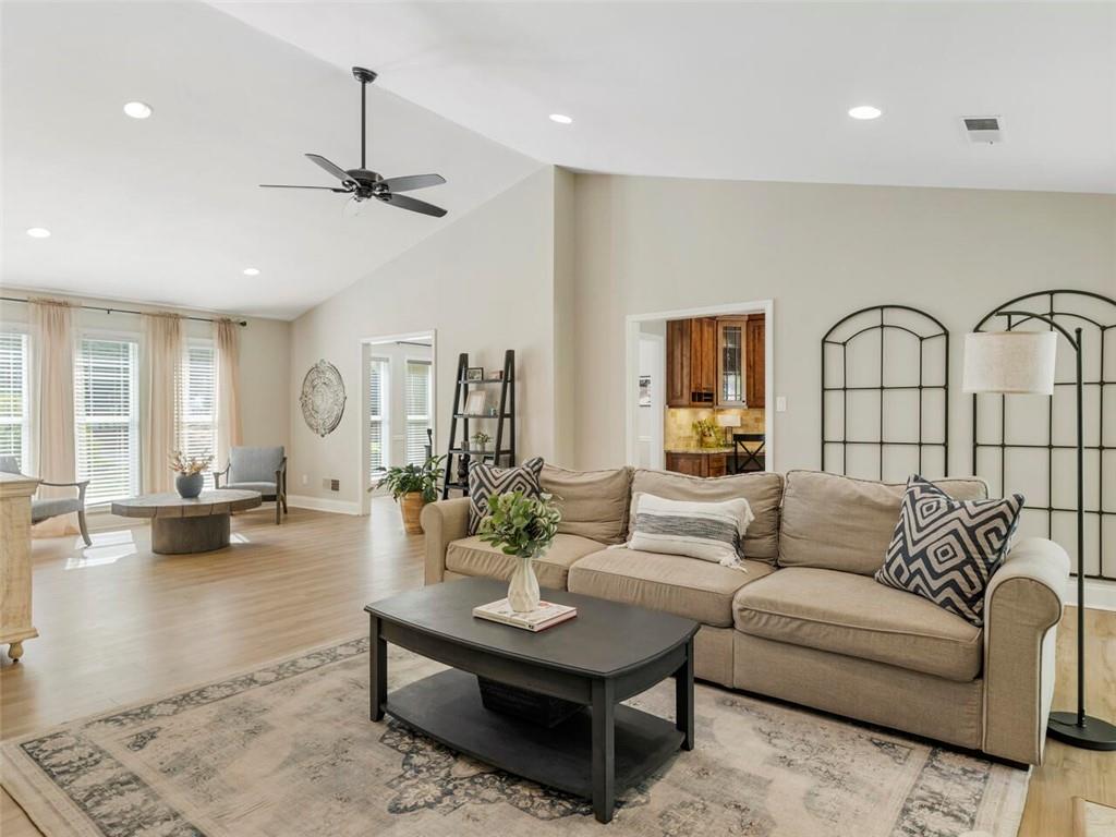 2337 Smoke Rise Court