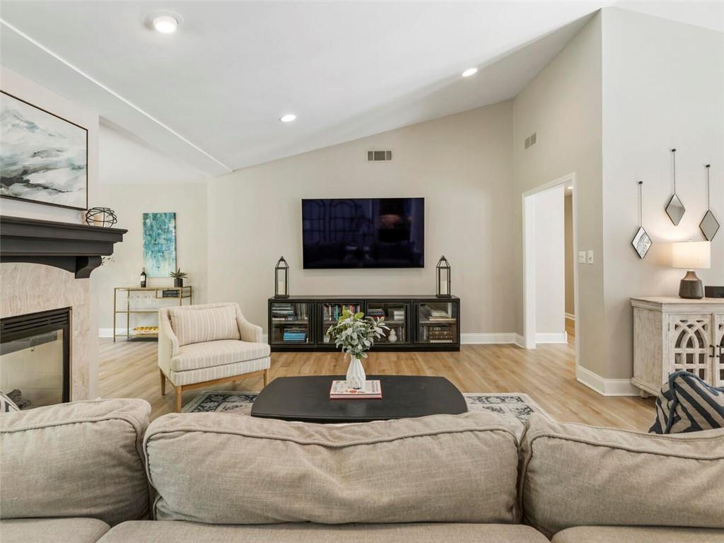 2337 Smoke Rise Court