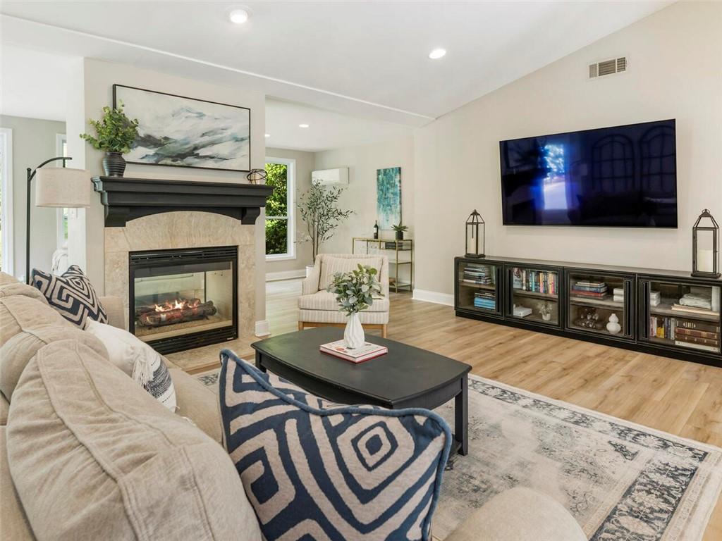 2337 Smoke Rise Court