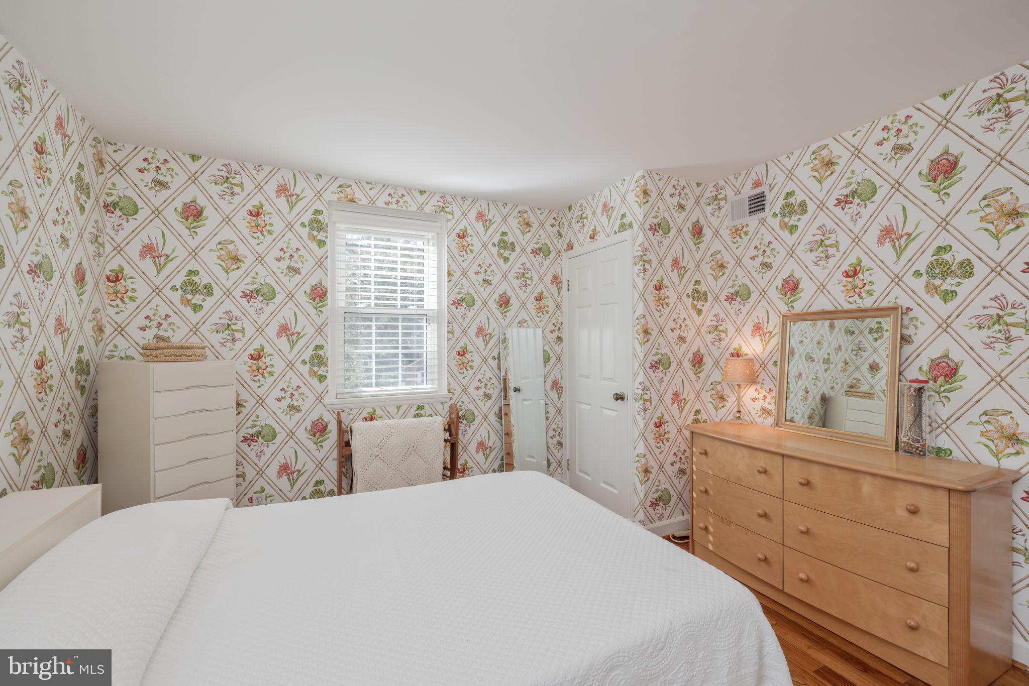4875 28th STREET S Unit: B