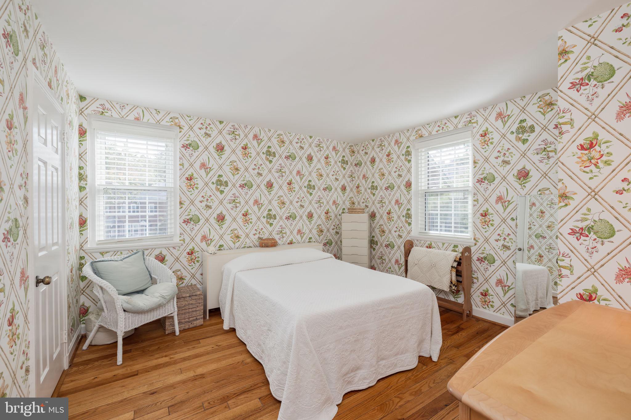4875 28th STREET S Unit: B