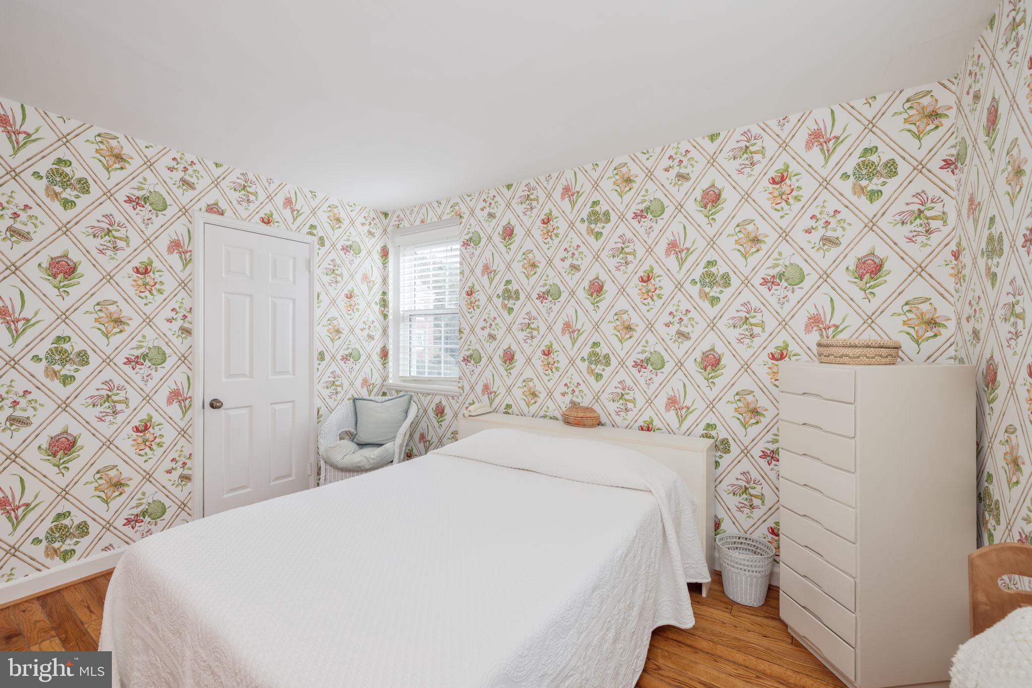 4875 28th STREET S Unit: B