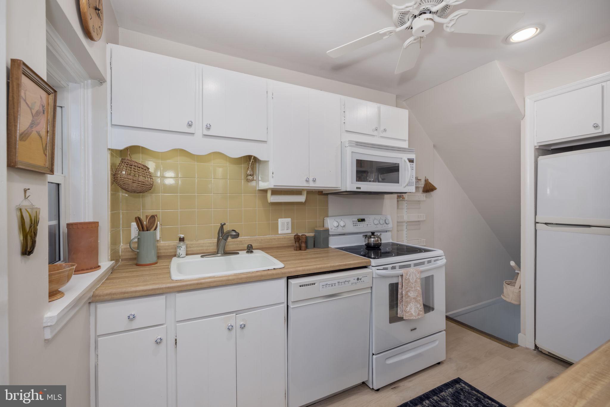 4875 28th STREET S Unit: B