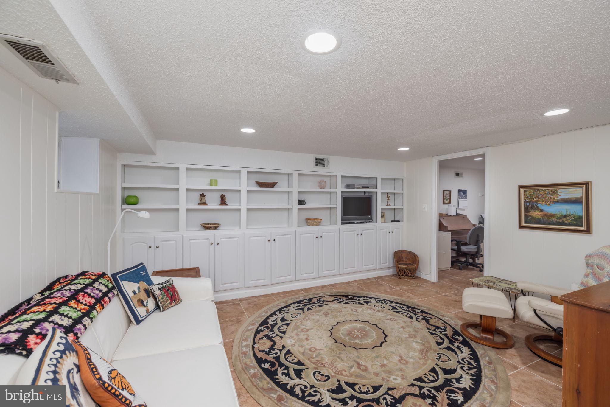 4875 28th STREET S Unit: B