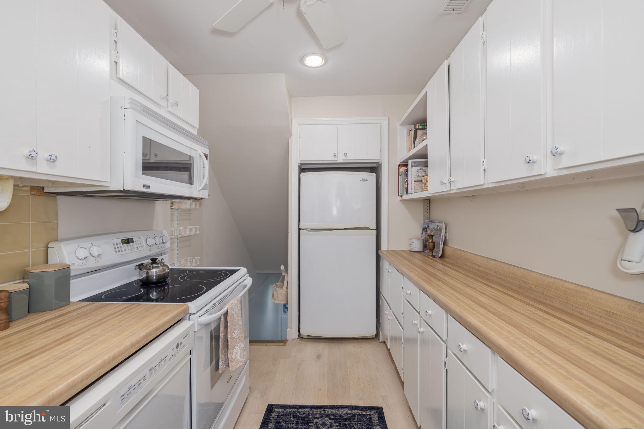 4875 28th STREET S Unit: B