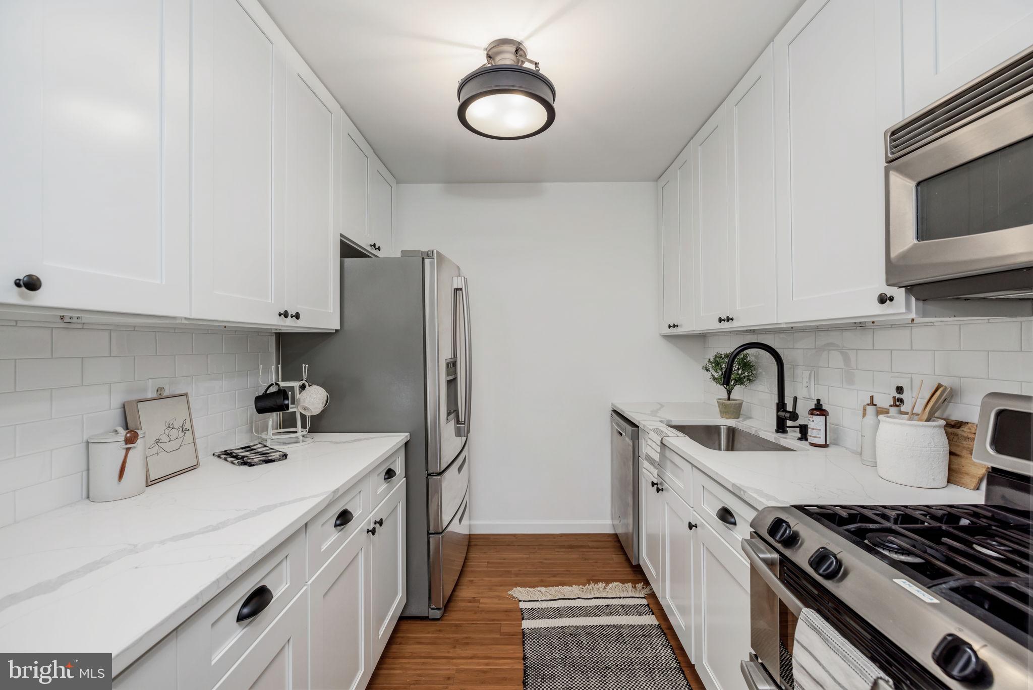 5250 Valley Forge DRIVE Unit: 105