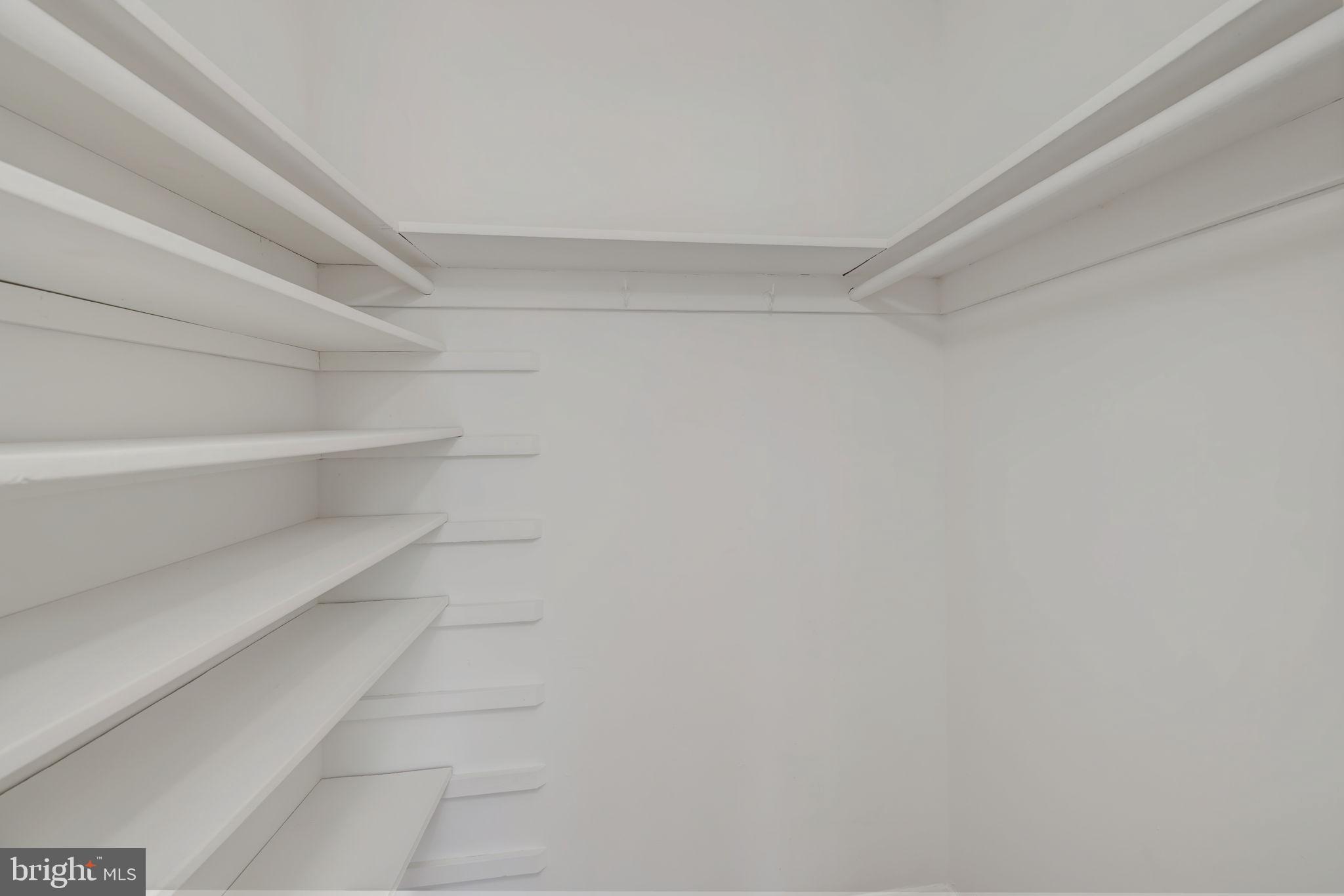 5250 Valley Forge DRIVE Unit: 105